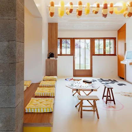 La Du Naissain 5 Stars Villa